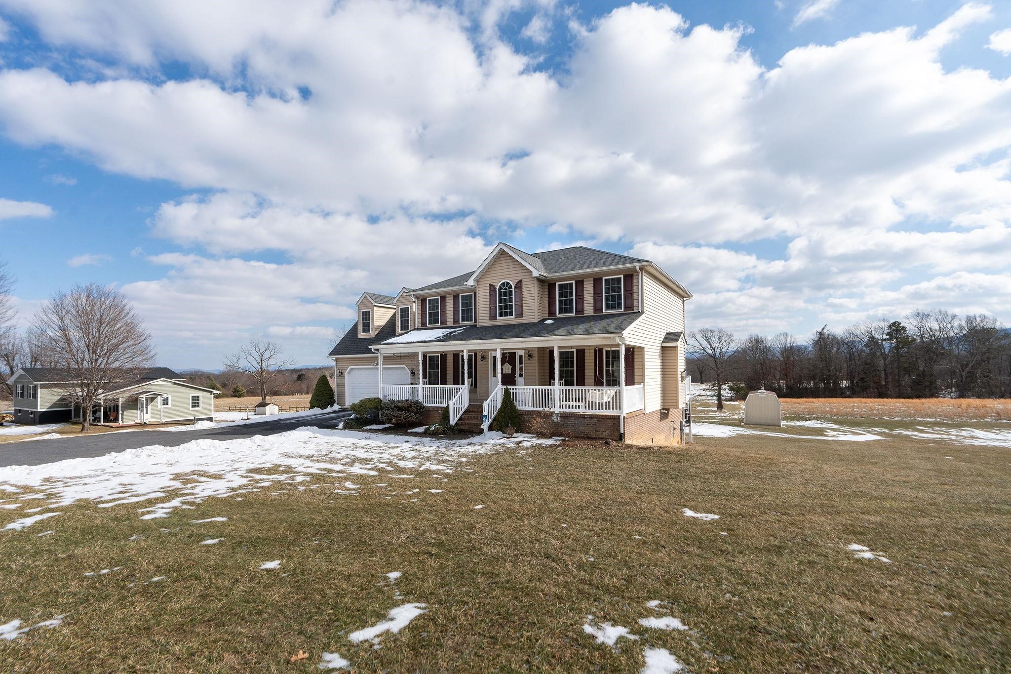 1016 COLD SPRINGS RD, STUARTS DRAFT, Virginia 24477, 4 Bedrooms Bedrooms, ,2 BathroomsBathrooms,Residential,1016 COLD SPRINGS RD,660294 MLS # 660294