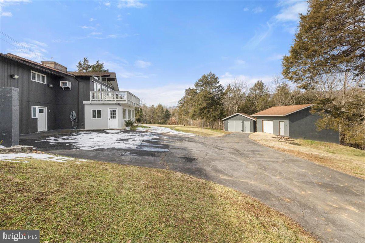 2370 US HIGHWAY 211 W, LURAY, Virginia 22835, 4 Bedrooms Bedrooms, ,3 BathroomsBathrooms,Residential,For sale,2370 US HIGHWAY 211 W,VAPA2002468 MLS # VAPA2002468