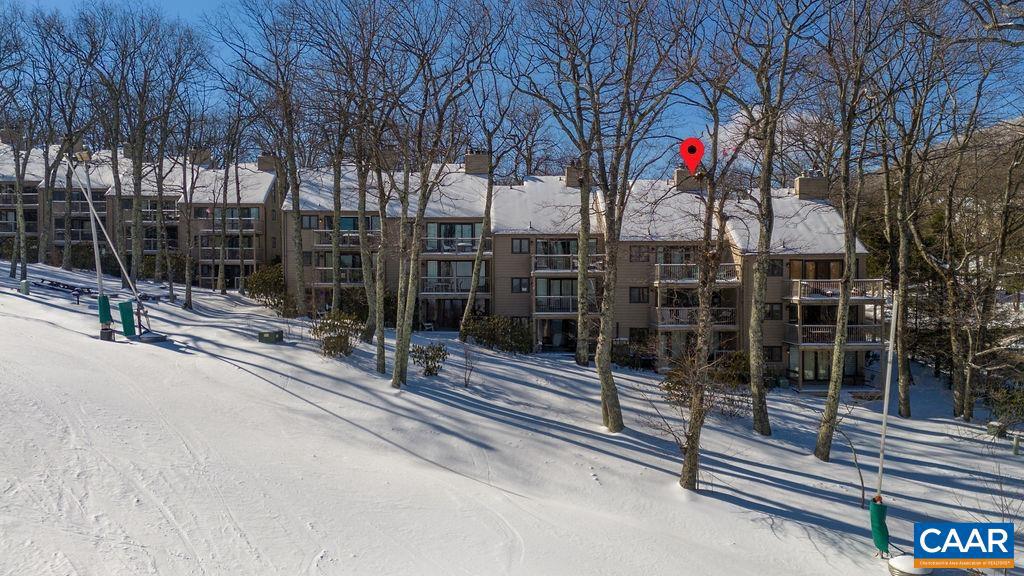 105 EAGLES CT CONDOS, WINTERGREEN, Virginia 22967, 2 Bedrooms Bedrooms, ,1 BathroomBathrooms,Residential,For sale,105 EAGLES CT CONDOS,660038 MLS # 660038