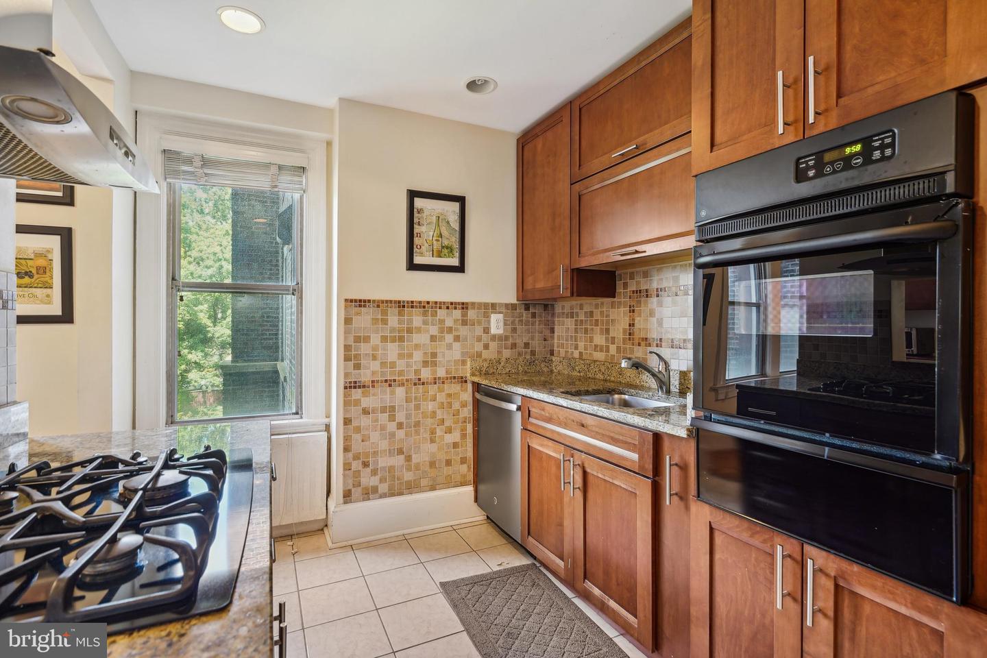 3900 CATHEDRAL AVE NW #310A, WASHINGTON, District Of Columbia 20016, 1 Bedroom Bedrooms, 2 Rooms Rooms,1 BathroomBathrooms,Residential,For sale,3900 CATHEDRAL AVE NW #310A,DCDC2176032 MLS # DCDC2176032