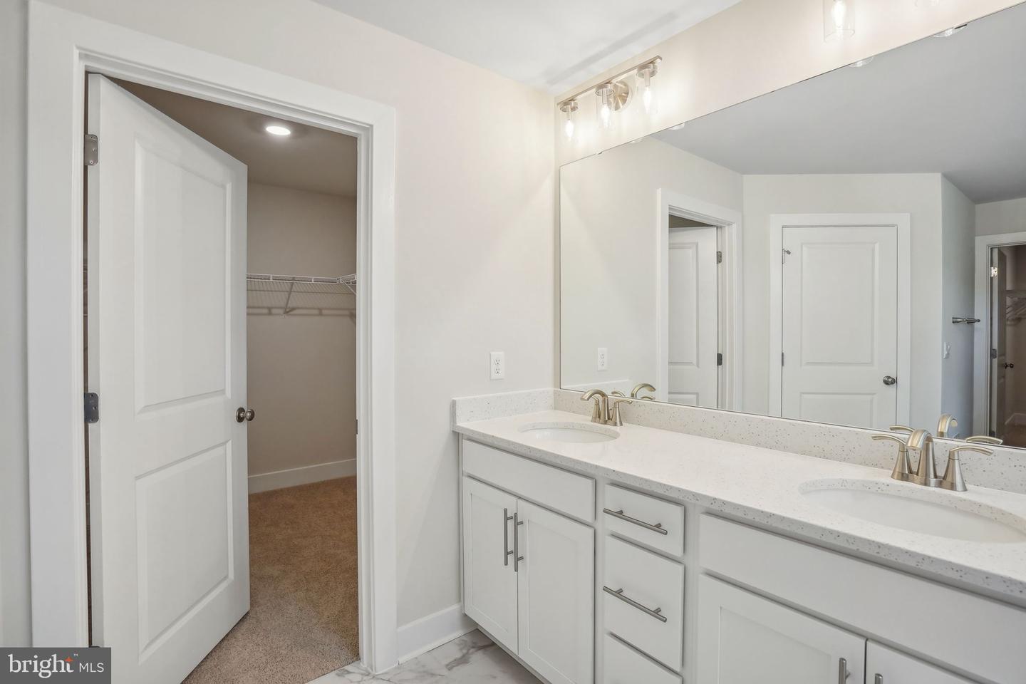 459 HARVEY LN, FREDERICKSBURG, Virginia 22406, 3 Bedrooms Bedrooms, ,3 BathroomsBathrooms,Residential,For sale,459 HARVEY LN,VAST2035444 MLS # VAST2035444