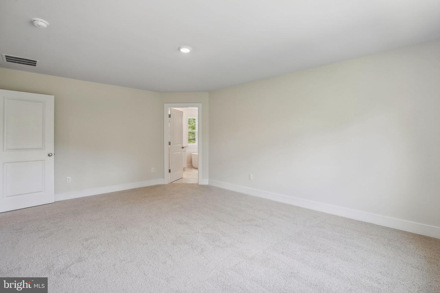 459 HARVEY LN, FREDERICKSBURG, Virginia 22406, 3 Bedrooms Bedrooms, ,3 BathroomsBathrooms,Residential,For sale,459 HARVEY LN,VAST2035444 MLS # VAST2035444
