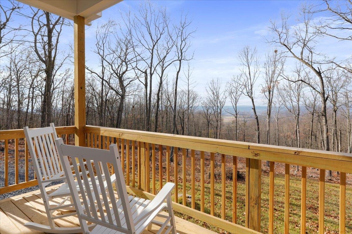 115 MOUNTAIN TOP LN, NEW MARKET, Virginia 22844, 3 Bedrooms Bedrooms, ,3 BathroomsBathrooms,Residential,115 MOUNTAIN TOP LN,660323 MLS # 660323