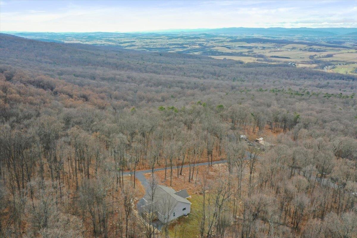 115 MOUNTAIN TOP LN, NEW MARKET, Virginia 22844, 3 Bedrooms Bedrooms, ,3 BathroomsBathrooms,Residential,115 MOUNTAIN TOP LN,660323 MLS # 660323