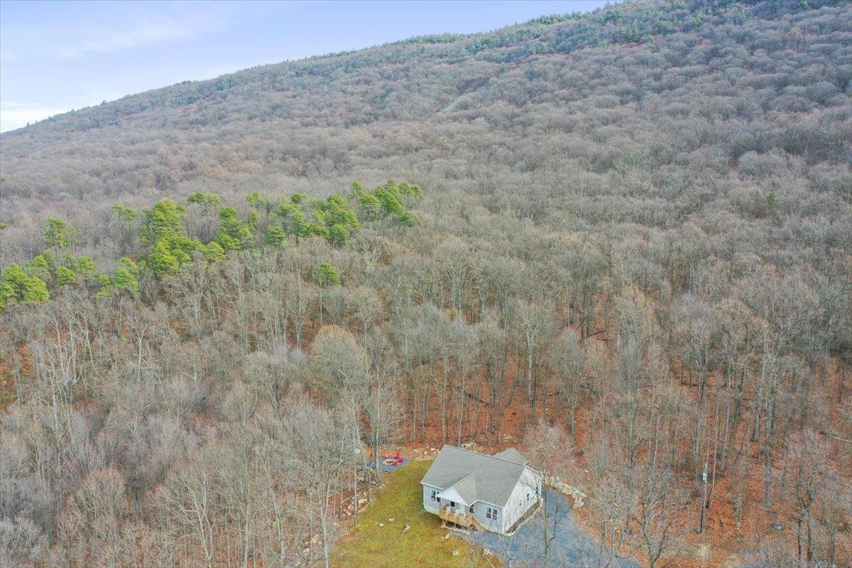 115 MOUNTAIN TOP LN, NEW MARKET, Virginia 22844, 3 Bedrooms Bedrooms, ,3 BathroomsBathrooms,Residential,115 MOUNTAIN TOP LN,660323 MLS # 660323