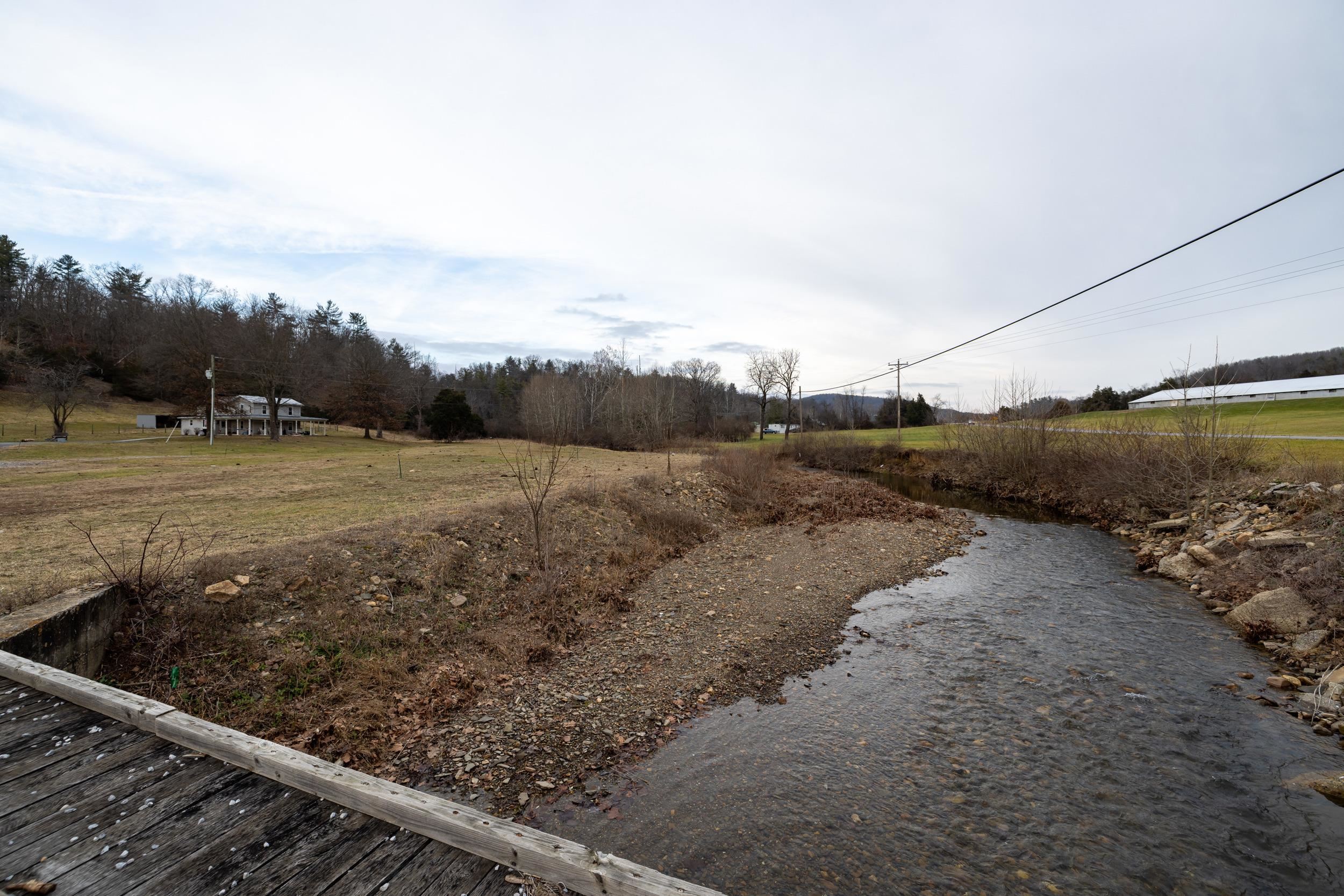 15745 RUNIONS CREEK RD, BROADWAY, Virginia 22815, 3 Bedrooms Bedrooms, ,2 BathroomsBathrooms,Residential,15745 RUNIONS CREEK RD,660331 MLS # 660331