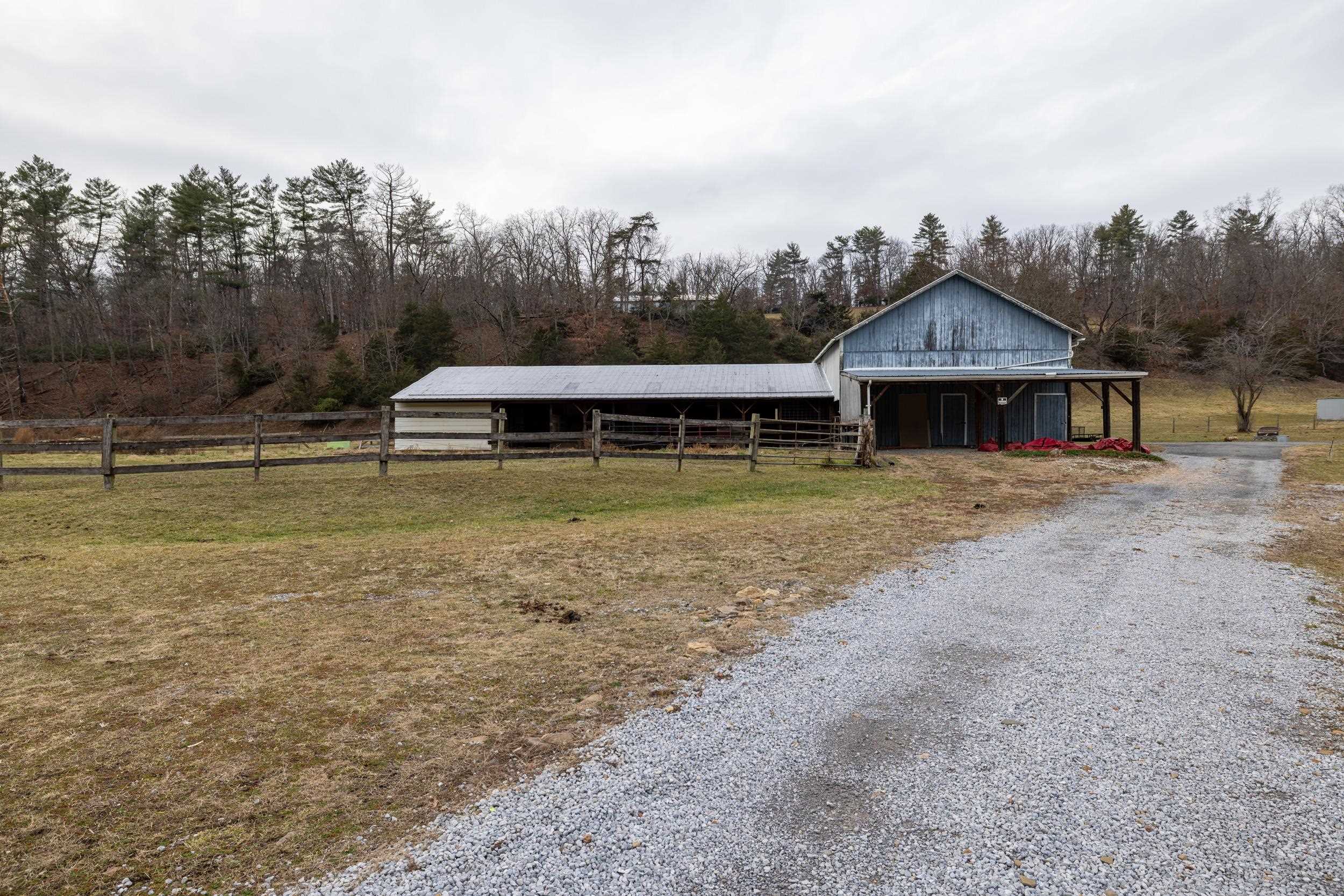 15745 RUNIONS CREEK RD, BROADWAY, Virginia 22815, 3 Bedrooms Bedrooms, ,2 BathroomsBathrooms,Residential,15745 RUNIONS CREEK RD,660331 MLS # 660331