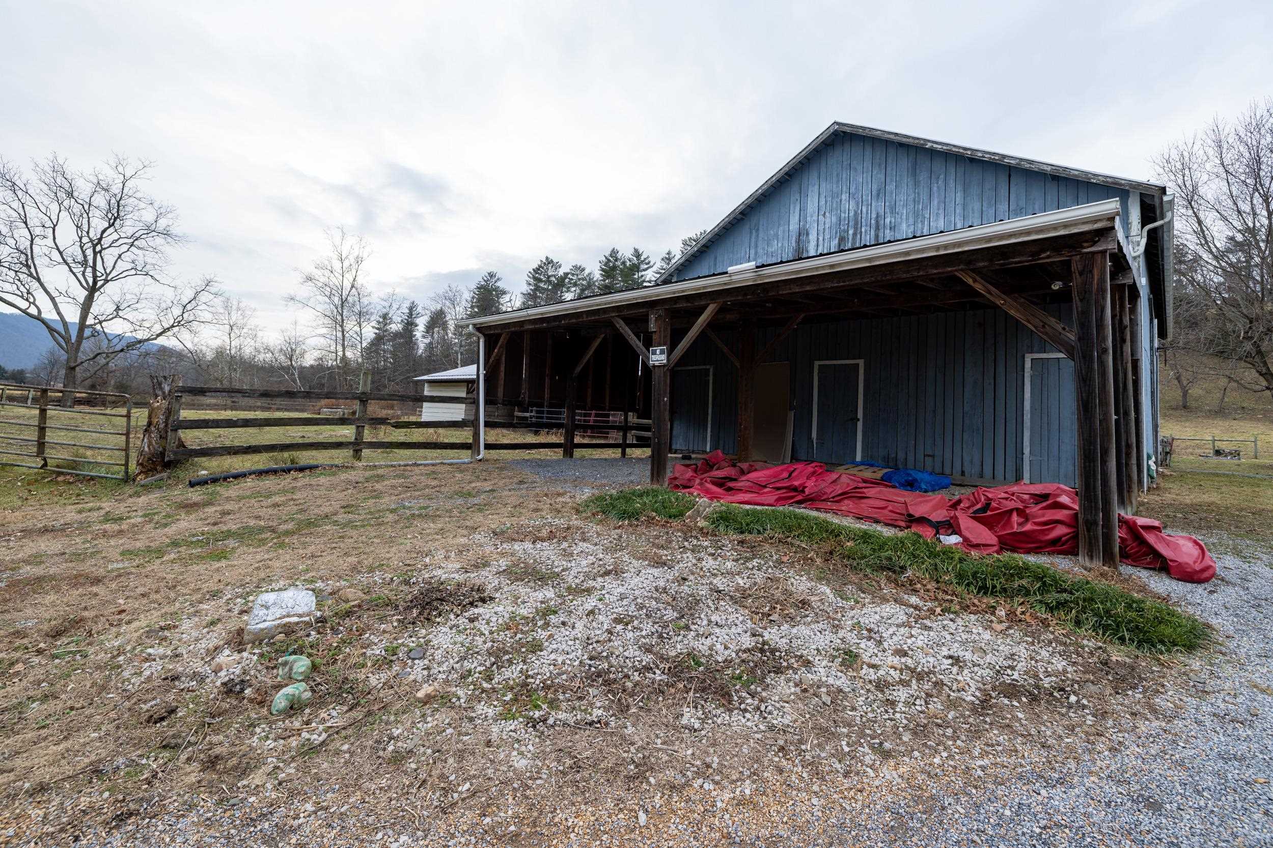 15745 RUNIONS CREEK RD, BROADWAY, Virginia 22815, 3 Bedrooms Bedrooms, ,2 BathroomsBathrooms,Residential,15745 RUNIONS CREEK RD,660331 MLS # 660331