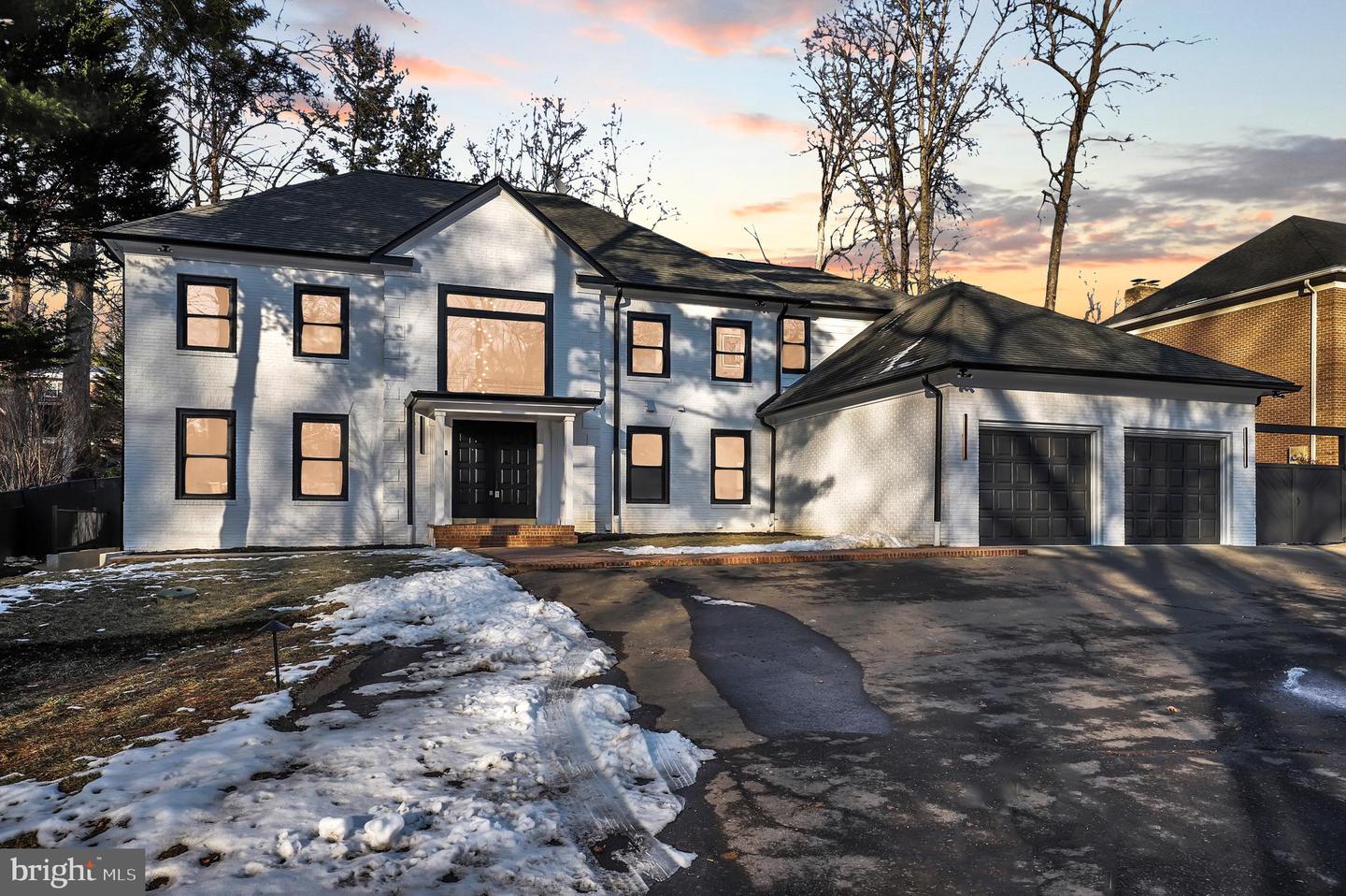 7332 OLD DOMINION DR, MCLEAN, Virginia 22101, 5 Bedrooms Bedrooms, ,6 BathroomsBathrooms,Residential,For sale,7332 OLD DOMINION DR,VAFX2214752 MLS # VAFX2214752