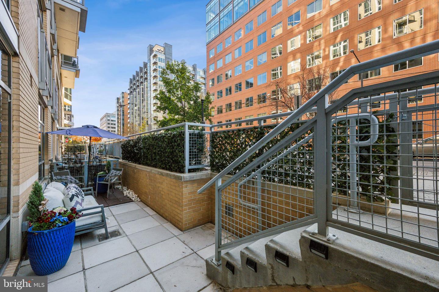 1025 1ST ST SE #103, WASHINGTON, District Of Columbia 20003, 2 Bedrooms Bedrooms, ,2 BathroomsBathrooms,Residential,For sale,1025 1ST ST SE #103,DCDC2176064 MLS # DCDC2176064