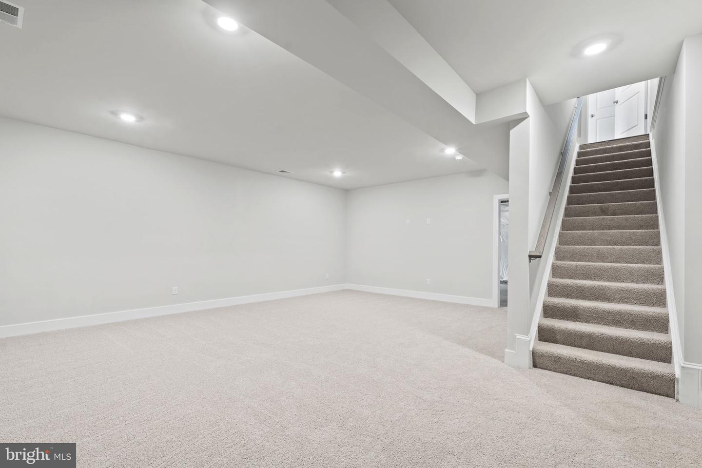 9110 KINGSTON RD, BROAD RUN, Virginia 20137, 3 Bedrooms Bedrooms, ,4 BathroomsBathrooms,Residential,For sale,9110 KINGSTON RD,VAFQ2015244 MLS # VAFQ2015244