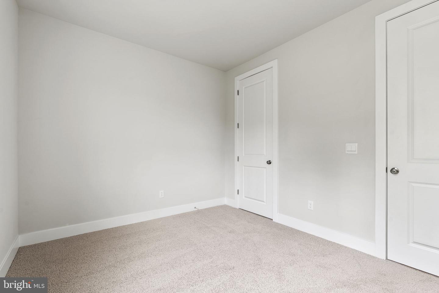 9110 KINGSTON RD, BROAD RUN, Virginia 20137, 3 Bedrooms Bedrooms, ,4 BathroomsBathrooms,Residential,For sale,9110 KINGSTON RD,VAFQ2015244 MLS # VAFQ2015244