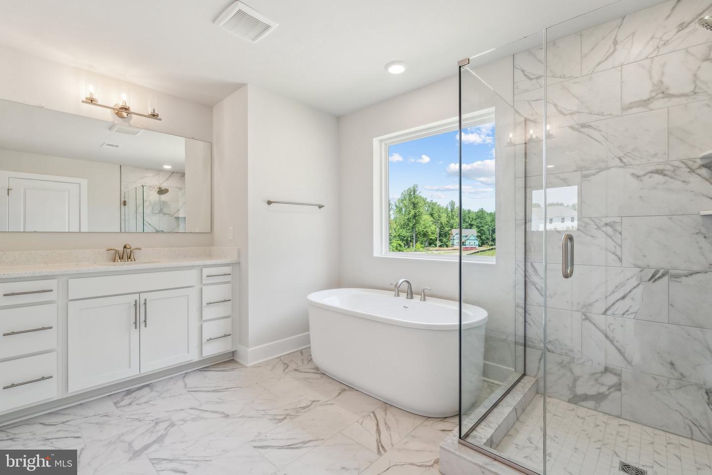 9130 KINGSTON RD, BROAD RUN, Virginia 20137, 4 Bedrooms Bedrooms, ,4 BathroomsBathrooms,Residential,For sale,9130 KINGSTON RD,VAFQ2015246 MLS # VAFQ2015246