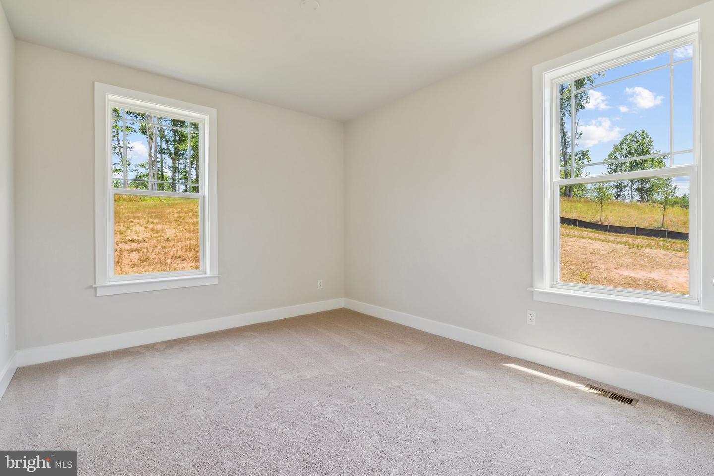 9130 KINGSTON RD, BROAD RUN, Virginia 20137, 4 Bedrooms Bedrooms, ,4 BathroomsBathrooms,Residential,For sale,9130 KINGSTON RD,VAFQ2015246 MLS # VAFQ2015246