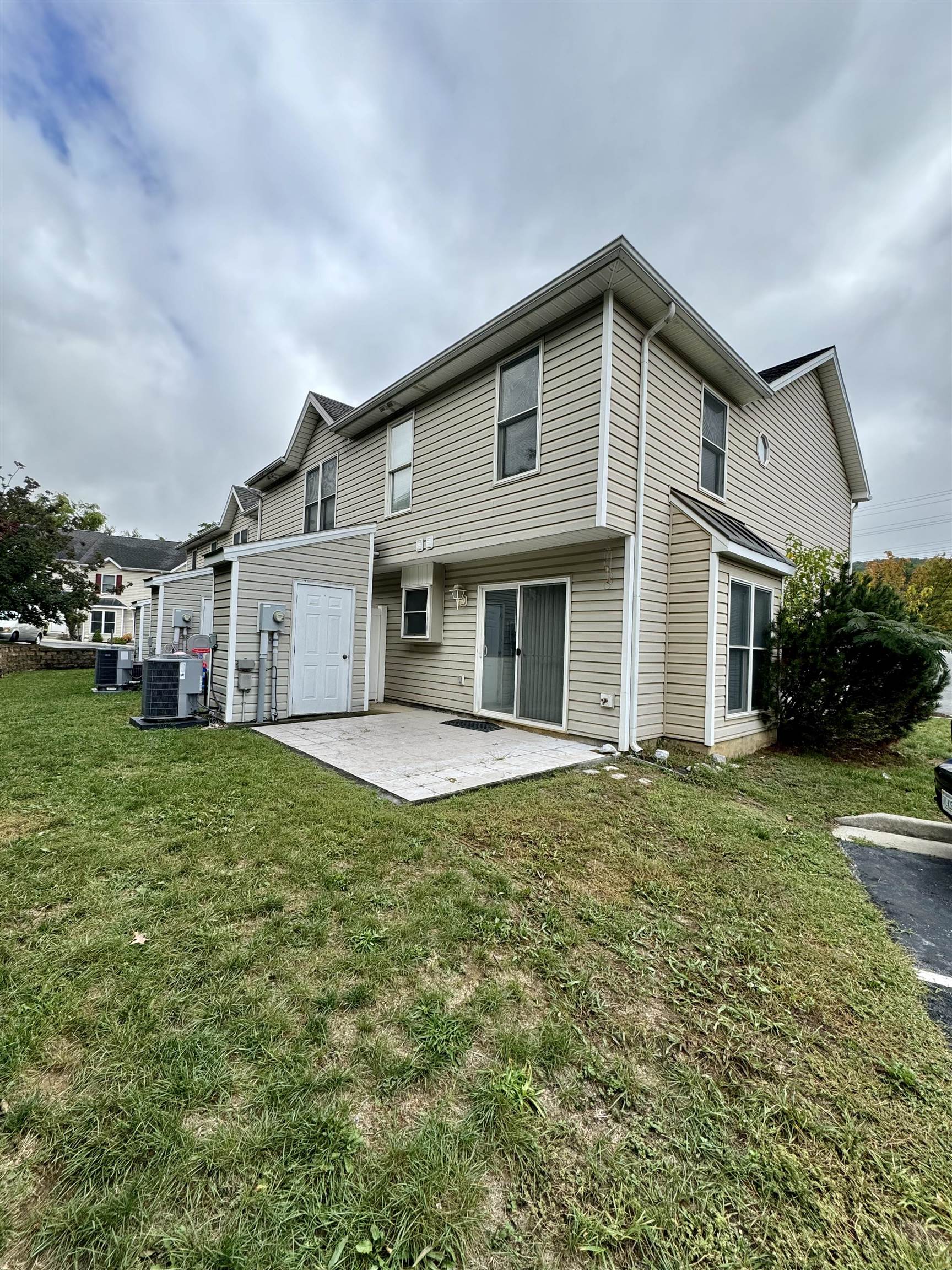 710 MERLINS WAY, HARRISONBURG, Virginia 22801, 2 Bedrooms Bedrooms, ,2 BathroomsBathrooms,Residential,710 MERLINS WAY,660350 MLS # 660350