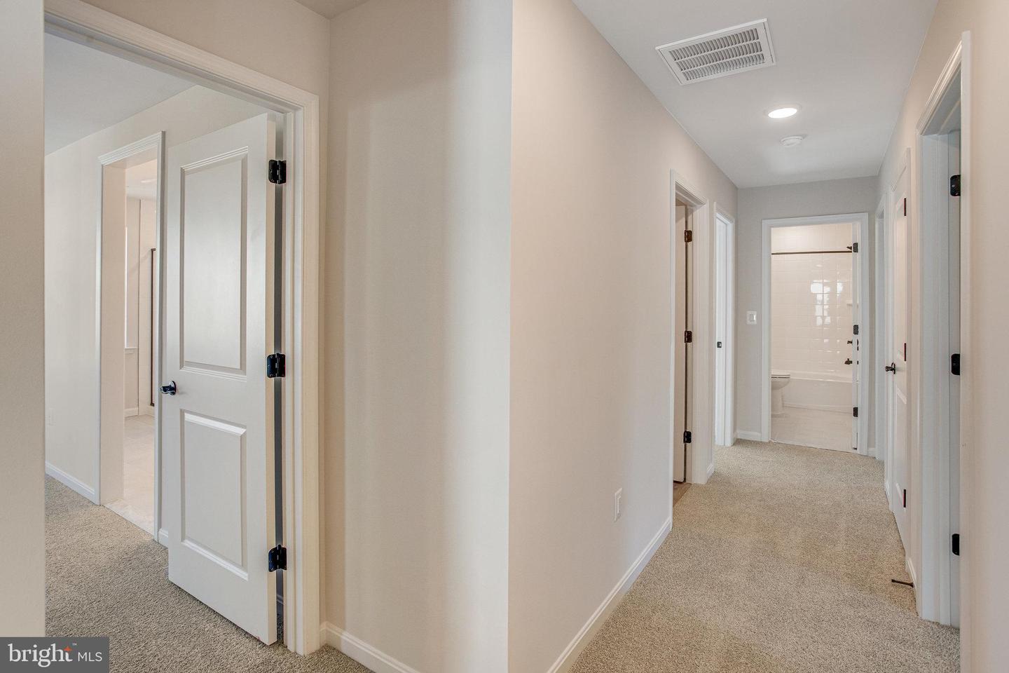 2908 WHITE TAIL DR, LOCUST GROVE, Virginia 22508, 4 Bedrooms Bedrooms, ,2 BathroomsBathrooms,Residential,For sale,2908 WHITE TAIL DR,VAOR2008728 MLS # VAOR2008728