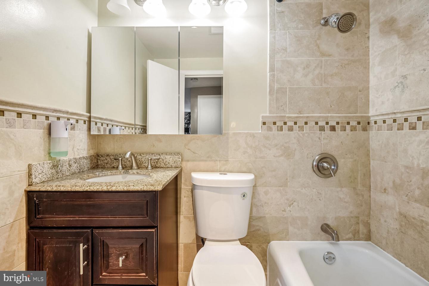 4600 DUKE ST #1300, ALEXANDRIA, Virginia 22304, 1 Bedroom Bedrooms, ,1 BathroomBathrooms,Residential,For sale,4600 DUKE ST #1300,VAAX2041336 MLS # VAAX2041336