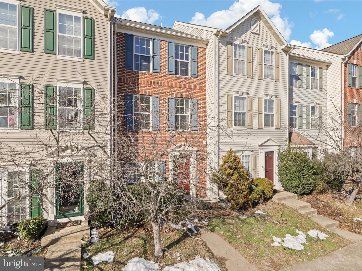 6798 STONE MAPLE TER, CENTREVILLE, Virginia 20121, 2 Bedrooms Bedrooms, ,2 BathroomsBathrooms,Residential,For sale,6798 STONE MAPLE TER,VAFX2217986 MLS # VAFX2217986