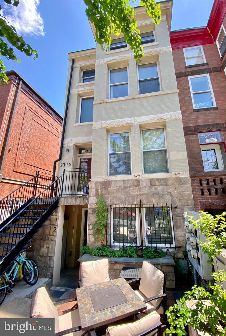 2515 17TH ST NW #2, WASHINGTON, District Of Columbia 20009, 1 Bedroom Bedrooms, ,1 BathroomBathrooms,Residential,For sale,2515 17TH ST NW #2,DCDC2170890 MLS # DCDC2170890