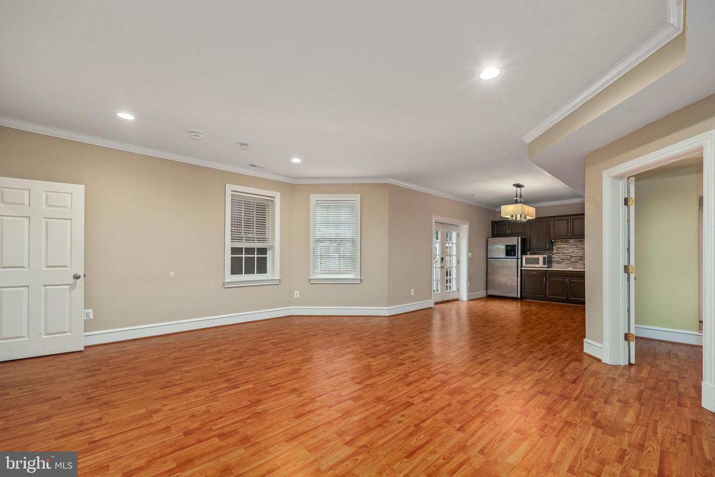 624 KINGS CLOISTER CIR, ALEXANDRIA, Virginia 22302, 5 Bedrooms Bedrooms, ,4 BathroomsBathrooms,Residential,For sale,624 KINGS CLOISTER CIR,VAAX2040526 MLS # VAAX2040526