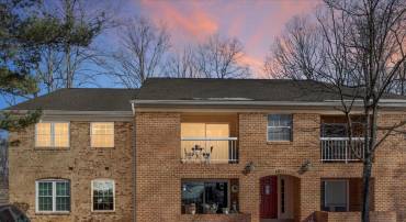 5831 COVE LANDING RD #301, BURKE, Virginia 22015, 2 Bedrooms Bedrooms, ,2 BathroomsBathrooms,Residential,For sale,5831 COVE LANDING RD #301,VAFX2219234 MLS # VAFX2219234