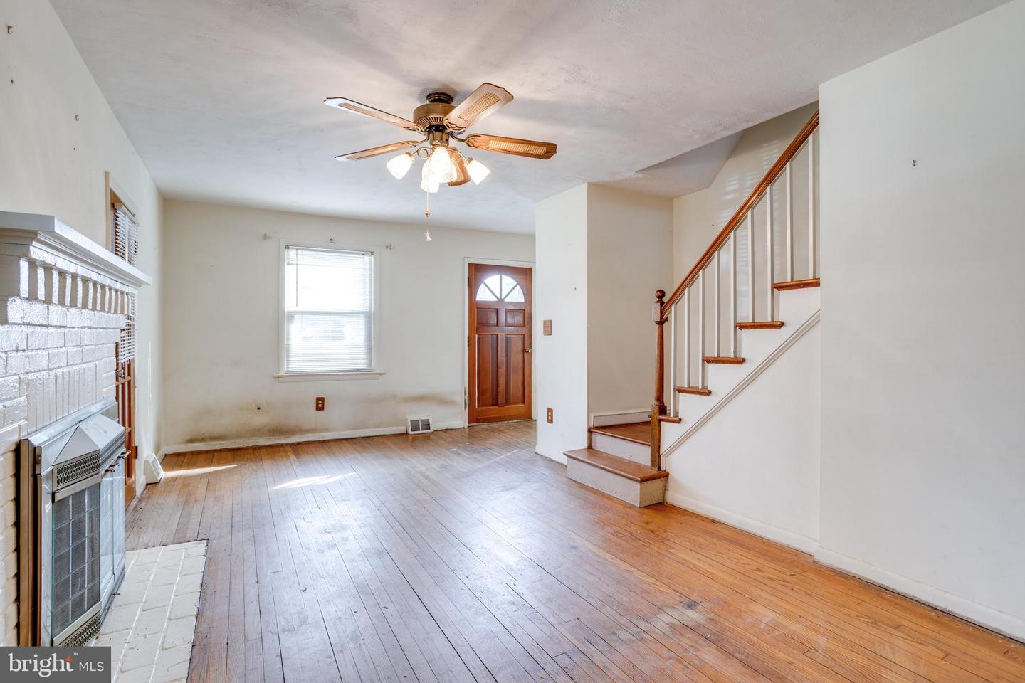 4116 MAIN ST, ALEXANDRIA, Virginia 22309, 3 Bedrooms Bedrooms, ,2 BathroomsBathrooms,Residential,For sale,4116 MAIN ST,VAFX2219244 MLS # VAFX2219244