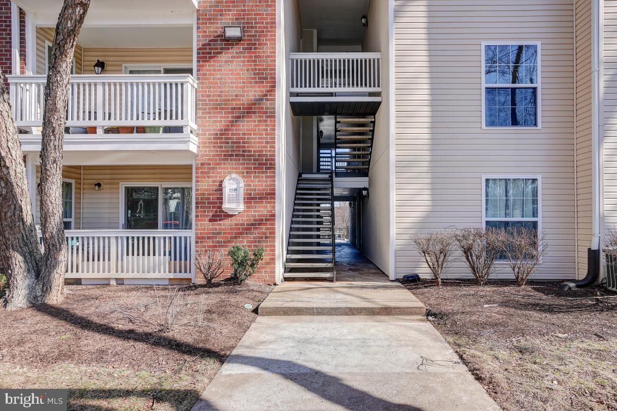 1539 LINCOLN WAY #202B, MCLEAN, Virginia 22102, 2 Bedrooms Bedrooms, ,2 BathroomsBathrooms,Residential,For sale,1539 LINCOLN WAY #202B,VAFX2219308 MLS # VAFX2219308