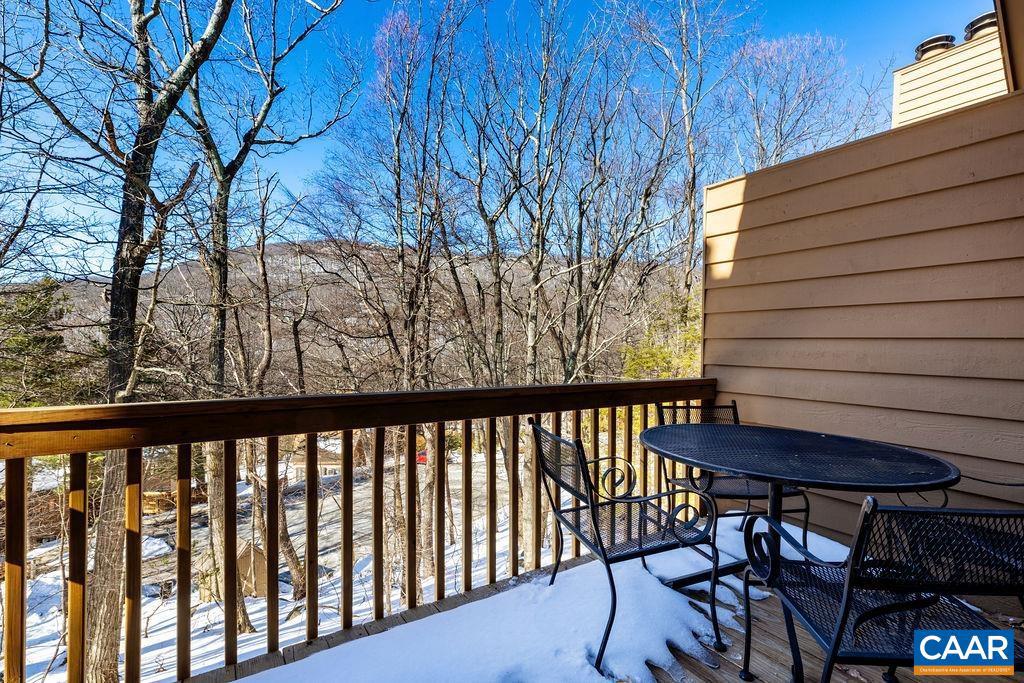 763 LAURELWOOD CONDOS #763, WINTERGREEN RESORT, Virginia 22967, 2 Bedrooms Bedrooms, ,2 BathroomsBathrooms,Residential,For sale,763 LAURELWOOD CONDOS #763,660397 MLS # 660397