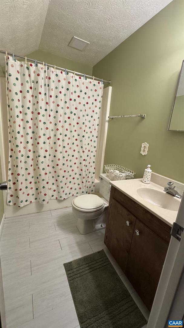 763 LAURELWOOD CONDOS #763, WINTERGREEN RESORT, Virginia 22967, 2 Bedrooms Bedrooms, ,2 BathroomsBathrooms,Residential,For sale,763 LAURELWOOD CONDOS #763,660397 MLS # 660397
