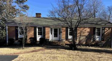 206 GEORGETOWN RD, CHARLOTTESVILLE, Virginia 22901, 4 Bedrooms Bedrooms, ,3 BathroomsBathrooms,Residential,For sale,206 GEORGETOWN RD,660407 MLS # 660407