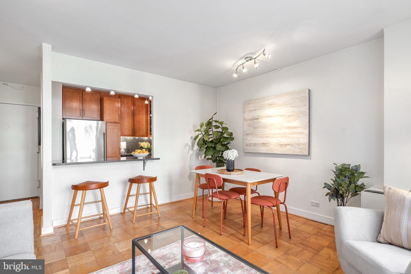 1260 21ST ST NW #208, WASHINGTON, District Of Columbia 20036, 1 Bedroom Bedrooms, ,1 BathroomBathrooms,Residential,For sale,1260 21ST ST NW #208,DCDC2175382 MLS # DCDC2175382