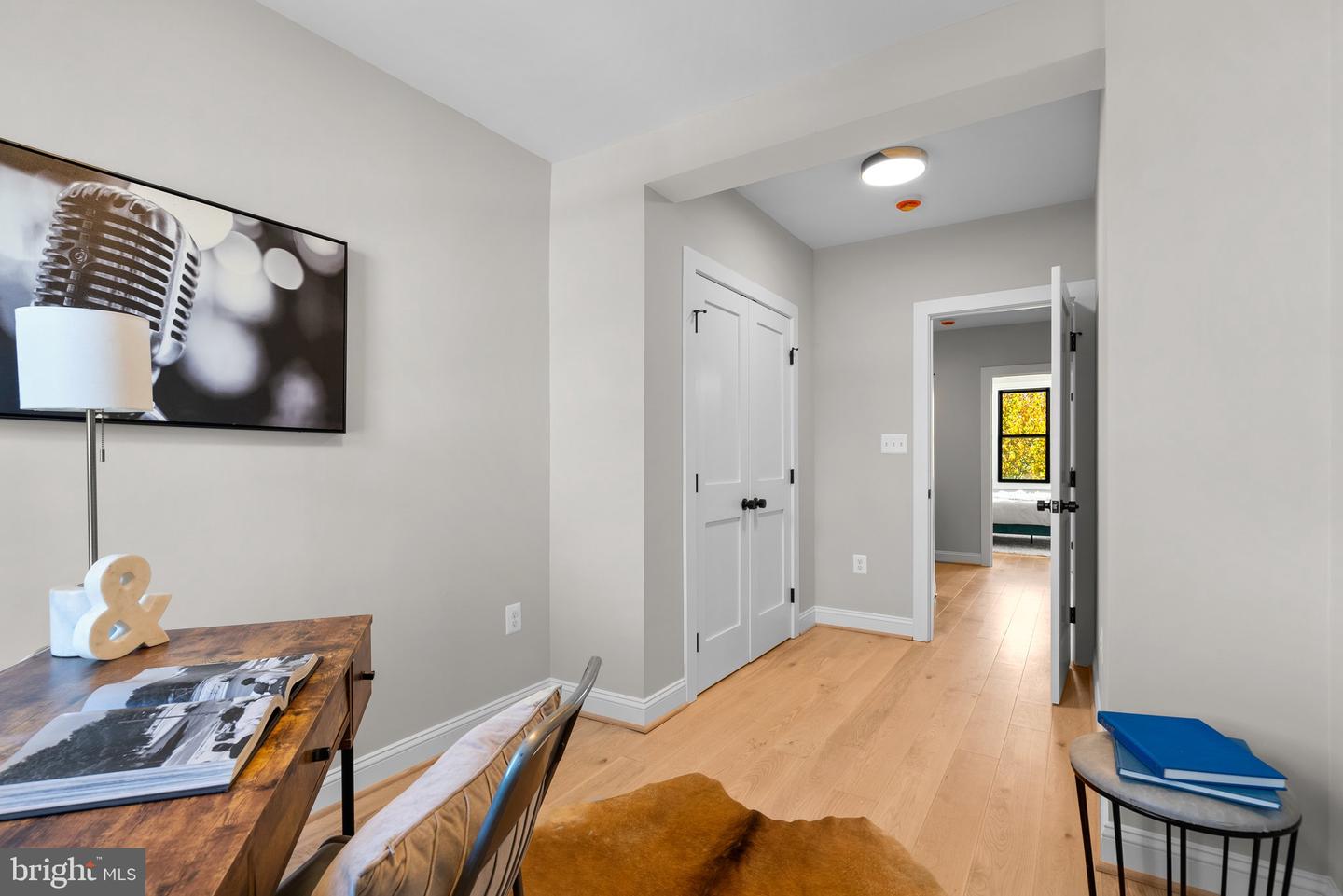 206 17TH ST NE, WASHINGTON, District Of Columbia 20002, 4 Bedrooms Bedrooms, ,3 BathroomsBathrooms,Residential,For sale,206 17TH ST NE,DCDC2176482 MLS # DCDC2176482