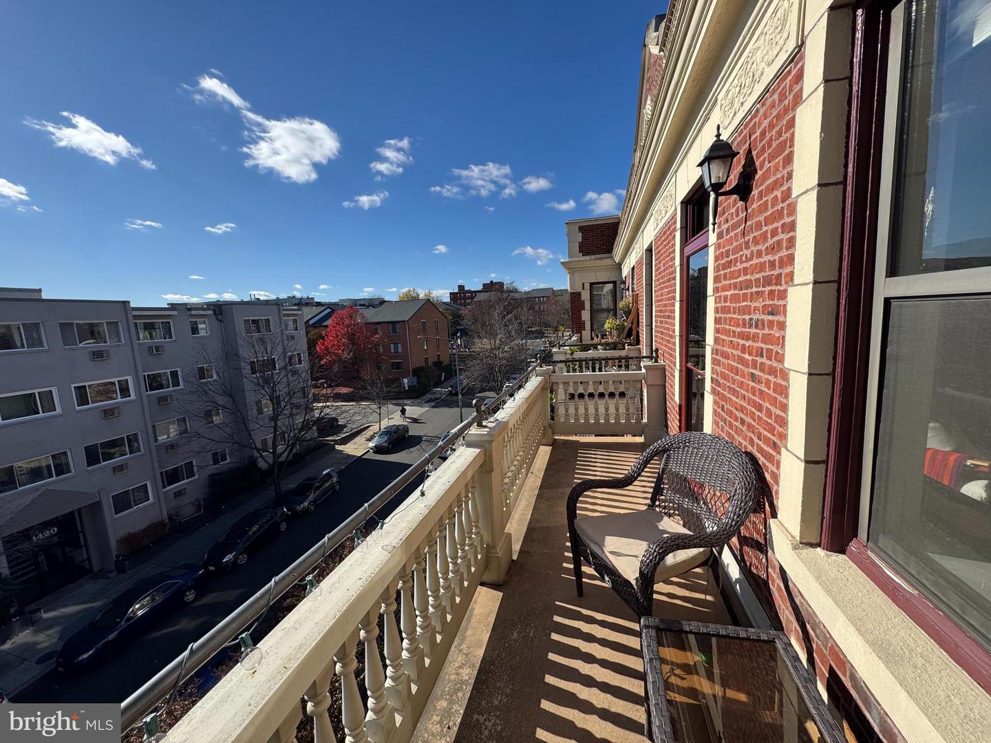 1419 CLIFTON ST NW #302, WASHINGTON, District Of Columbia 20009, 2 Bedrooms Bedrooms, ,2 BathroomsBathrooms,Residential,For sale,1419 CLIFTON ST NW #302,DCDC2170754 MLS # DCDC2170754