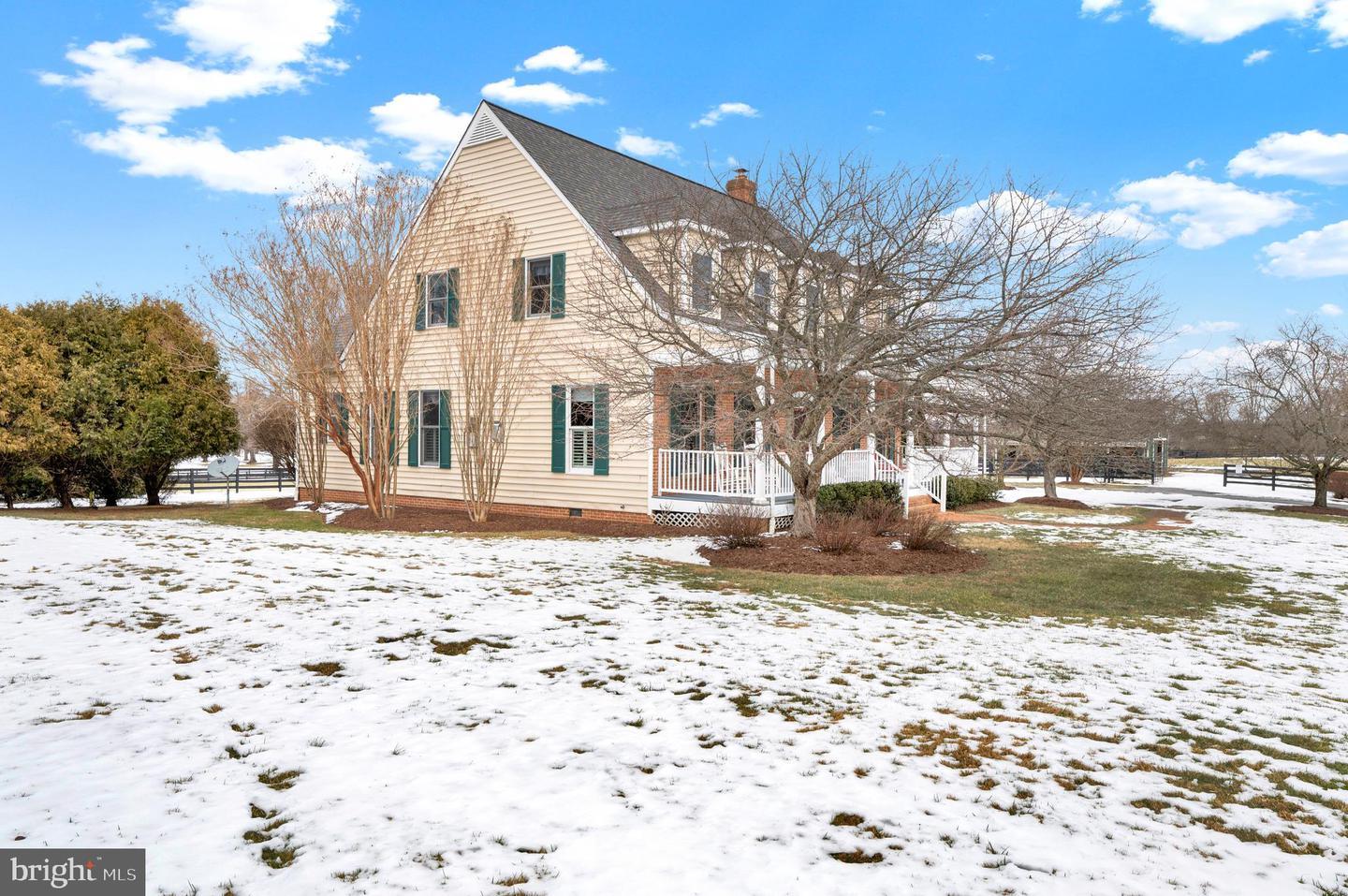 15600 BRITENBUSH CT, WATERFORD, Virginia 20197, 4 Bedrooms Bedrooms, ,3 BathroomsBathrooms,Residential,For sale,15600 BRITENBUSH CT,VALO2085916 MLS # VALO2085916