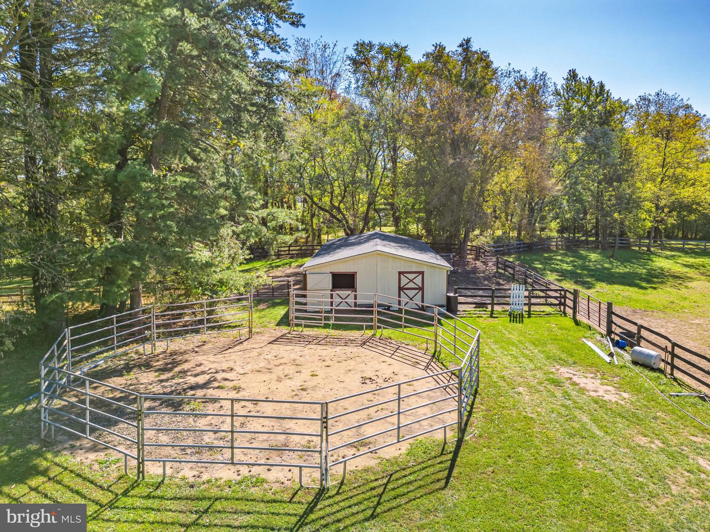 40034 FEATHERBED LN, LOVETTSVILLE, Virginia 20180, 5 Bedrooms Bedrooms, ,2 BathroomsBathrooms,Residential,For sale,40034 FEATHERBED LN,VALO2086076 MLS # VALO2086076