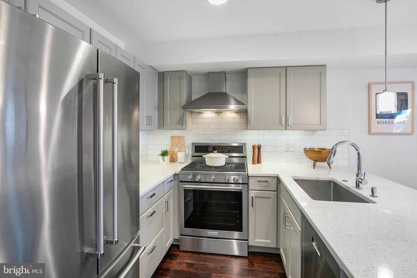 1433 K ST SE #202, WASHINGTON, District Of Columbia 20003, 2 Bedrooms Bedrooms, ,2 BathroomsBathrooms,Residential,For sale,1433 K ST SE #202,DCDC2176954 MLS # DCDC2176954