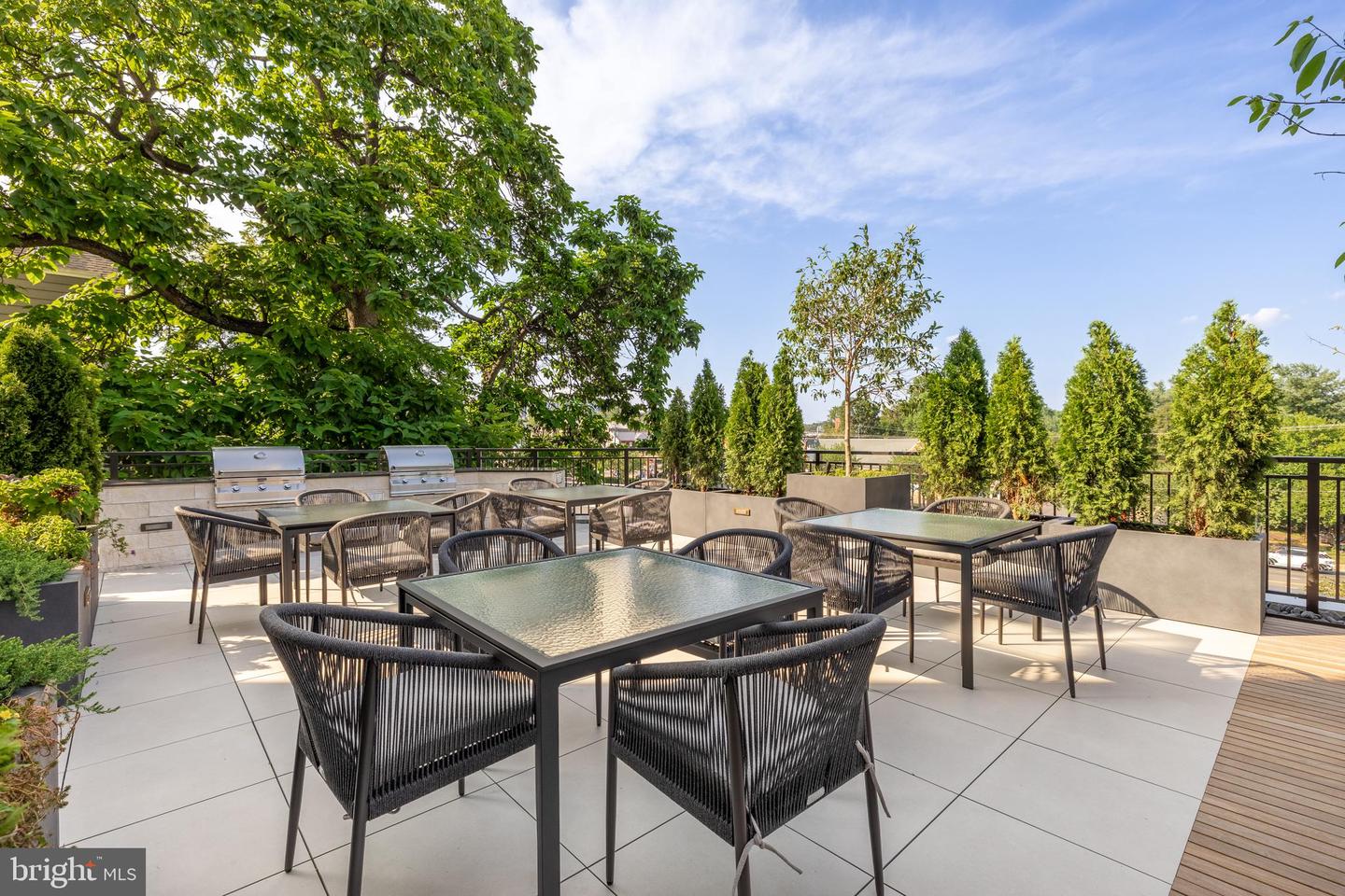 6718 LOWELL AVE #407, MCLEAN, Virginia 22101, 2 Bedrooms Bedrooms, ,2 BathroomsBathrooms,Residential,For sale,6718 LOWELL AVE #407,VAFX2219718 MLS # VAFX2219718