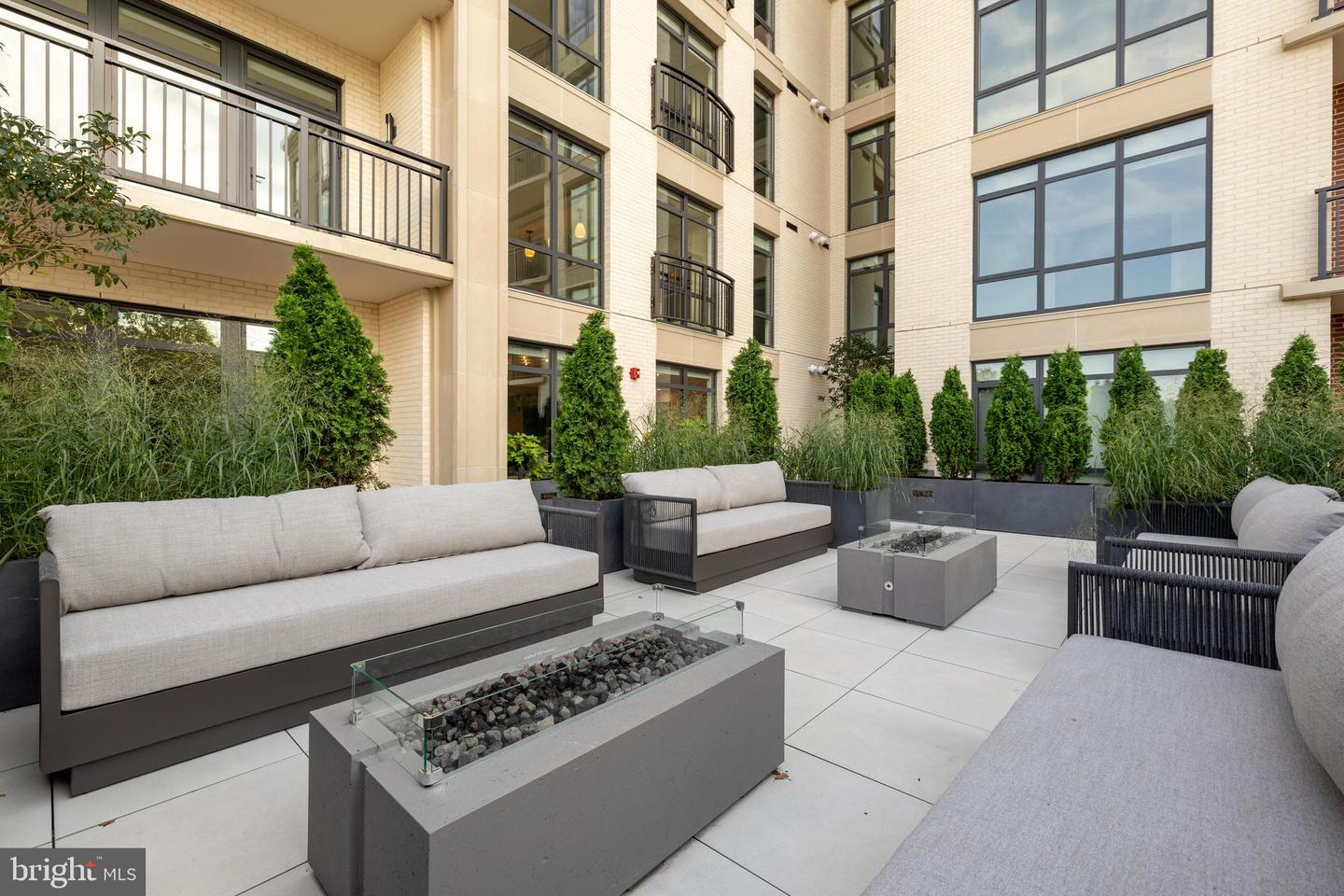 6718 LOWELL AVE #407, MCLEAN, Virginia 22101, 2 Bedrooms Bedrooms, ,2 BathroomsBathrooms,Residential,For sale,6718 LOWELL AVE #407,VAFX2219718 MLS # VAFX2219718
