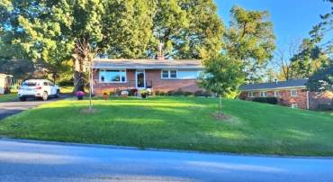 1114 PRESTON DR, STAUNTON, Virginia 24401, 3 Bedrooms Bedrooms, ,2 BathroomsBathrooms,Residential,1114 PRESTON DR,660460 MLS # 660460