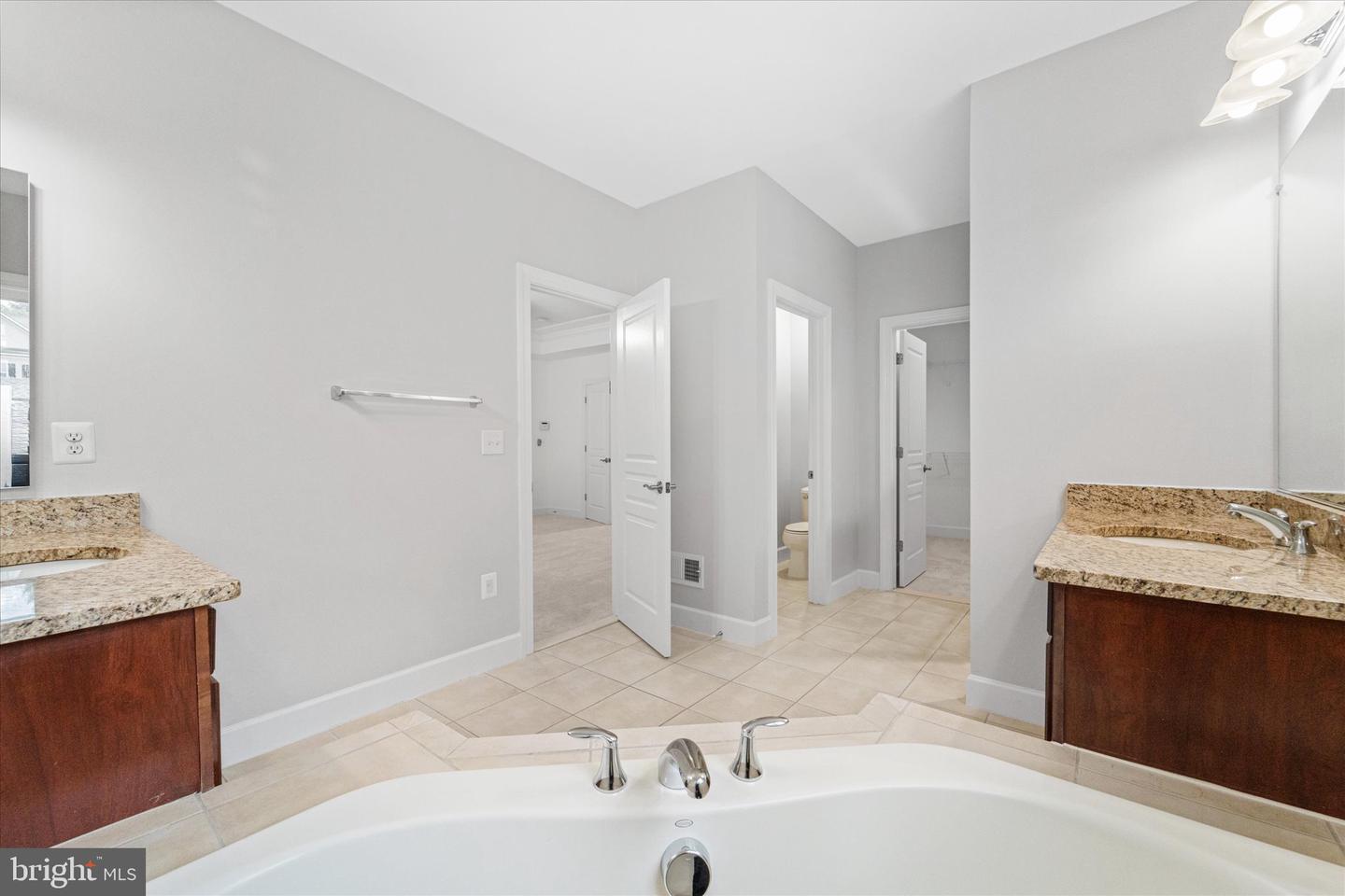 8901 HARGROVE CT, FAIRFAX, Virginia 22031, 5 Bedrooms Bedrooms, ,4 BathroomsBathrooms,Residential,For sale,8901 HARGROVE CT,VAFX2215956 MLS # VAFX2215956