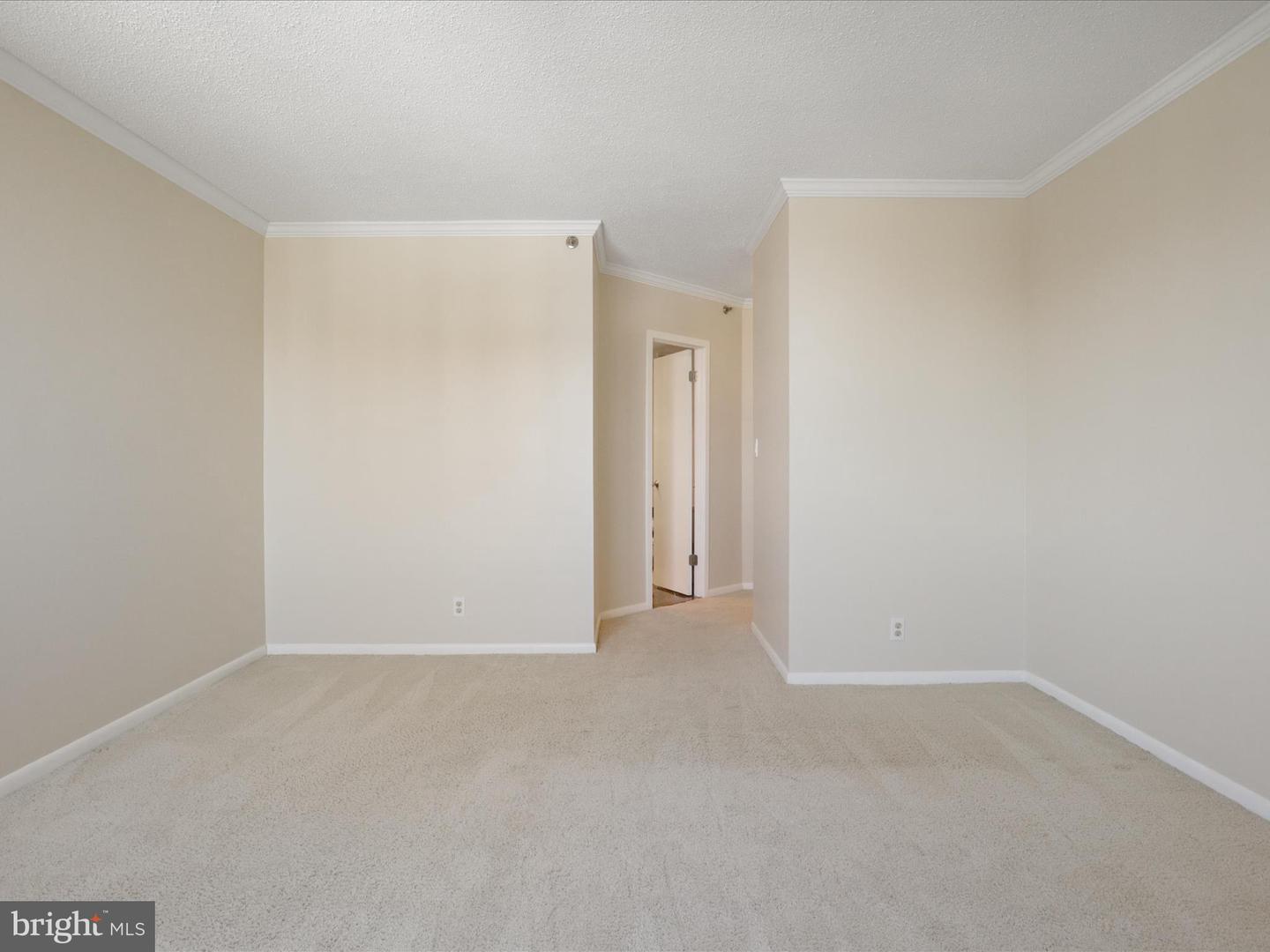 5505 SEMINARY RD #1810N, FALLS CHURCH, Virginia 22041, 2 Bedrooms Bedrooms, ,2 BathroomsBathrooms,Residential,For sale,5505 SEMINARY RD #1810N,VAFX2218458 MLS # VAFX2218458