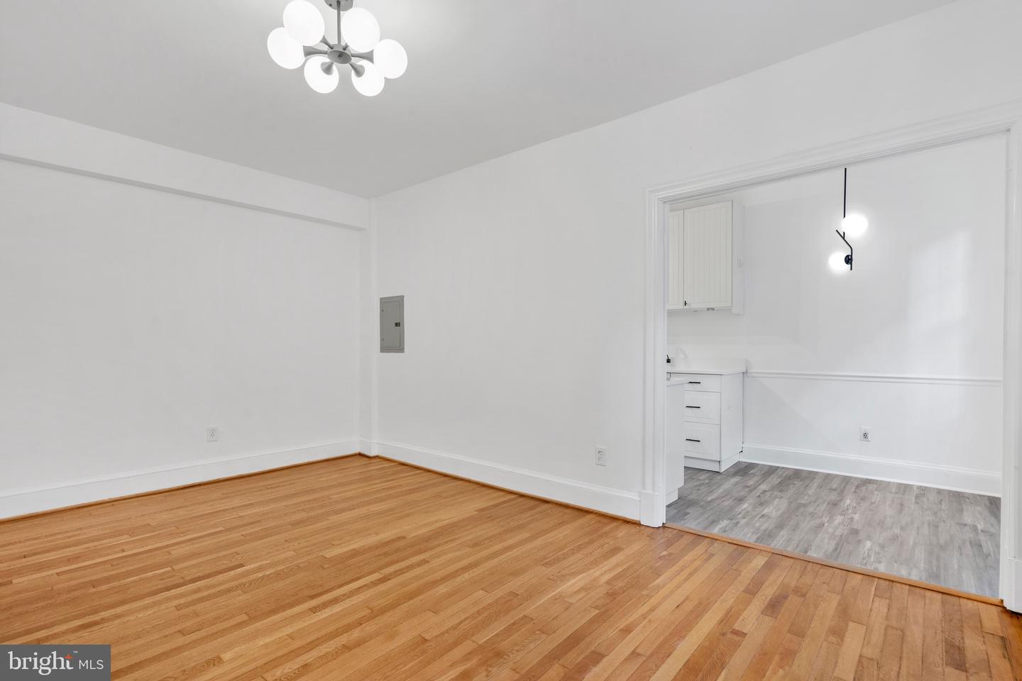 3010 WISCONSIN AVE NW #206, WASHINGTON, District Of Columbia 20016, 1 Bedroom Bedrooms, ,1 BathroomBathrooms,Residential,For sale,3010 WISCONSIN AVE NW #206,DCDC2177078 MLS # DCDC2177078