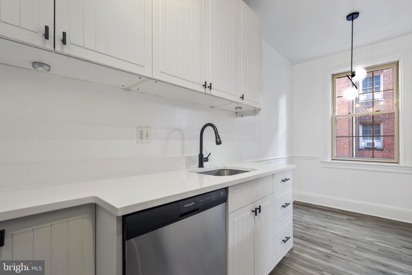 3010 WISCONSIN AVE NW #206, WASHINGTON, District Of Columbia 20016, 1 Bedroom Bedrooms, ,1 BathroomBathrooms,Residential,For sale,3010 WISCONSIN AVE NW #206,DCDC2177078 MLS # DCDC2177078