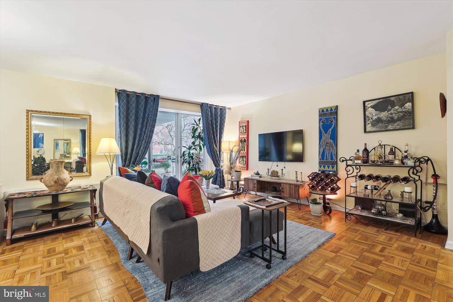 2475 VIRGINIA AVE NW #107, WASHINGTON, District Of Columbia 20037, 1 Bedroom Bedrooms, ,1 BathroomBathrooms,Residential,For sale,2475 VIRGINIA AVE NW #107,DCDC2177088 MLS # DCDC2177088