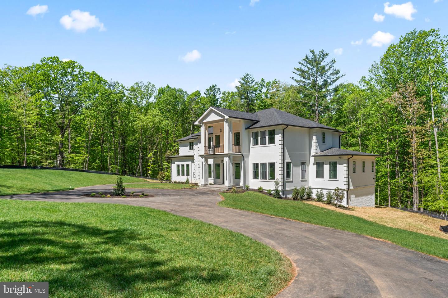 11550 HENDERSON RD, CLIFTON, Virginia 20124, 6 Bedrooms Bedrooms, ,6 BathroomsBathrooms,Residential,For sale,11550 HENDERSON RD,VAFX2203858 MLS # VAFX2203858