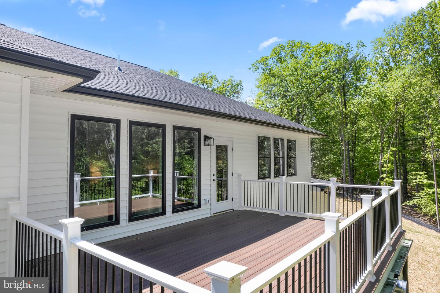 11550 HENDERSON RD, CLIFTON, Virginia 20124, 6 Bedrooms Bedrooms, ,6 BathroomsBathrooms,Residential,For sale,11550 HENDERSON RD,VAFX2203858 MLS # VAFX2203858