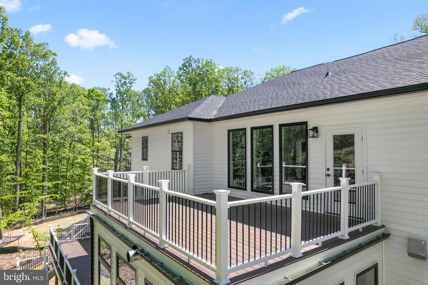 11550 HENDERSON RD, CLIFTON, Virginia 20124, 6 Bedrooms Bedrooms, ,6 BathroomsBathrooms,Residential,For sale,11550 HENDERSON RD,VAFX2203858 MLS # VAFX2203858