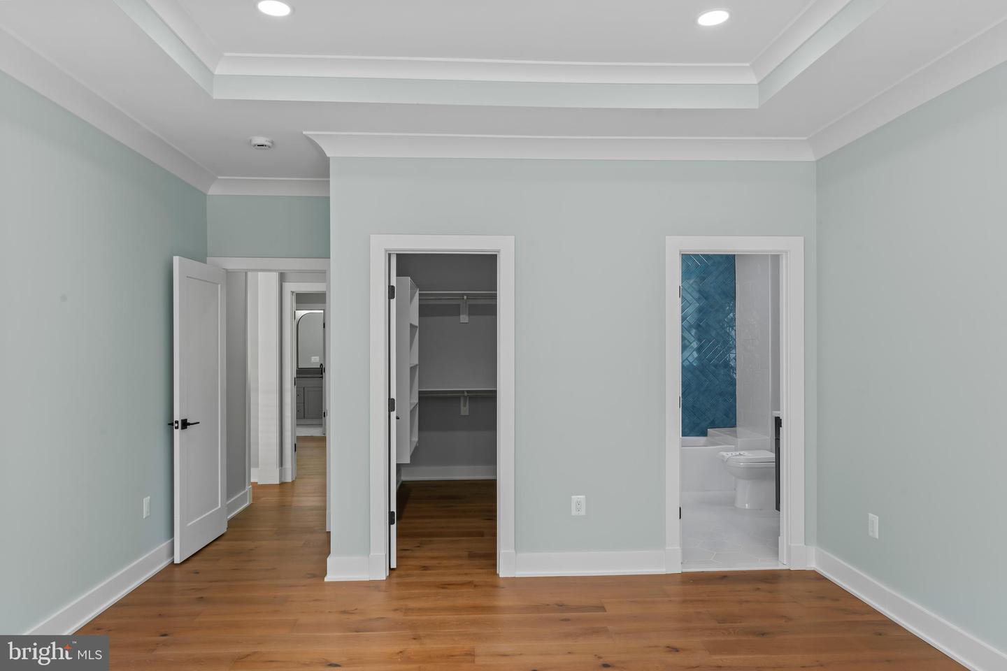 11550 HENDERSON RD, CLIFTON, Virginia 20124, 6 Bedrooms Bedrooms, ,6 BathroomsBathrooms,Residential,For sale,11550 HENDERSON RD,VAFX2203858 MLS # VAFX2203858