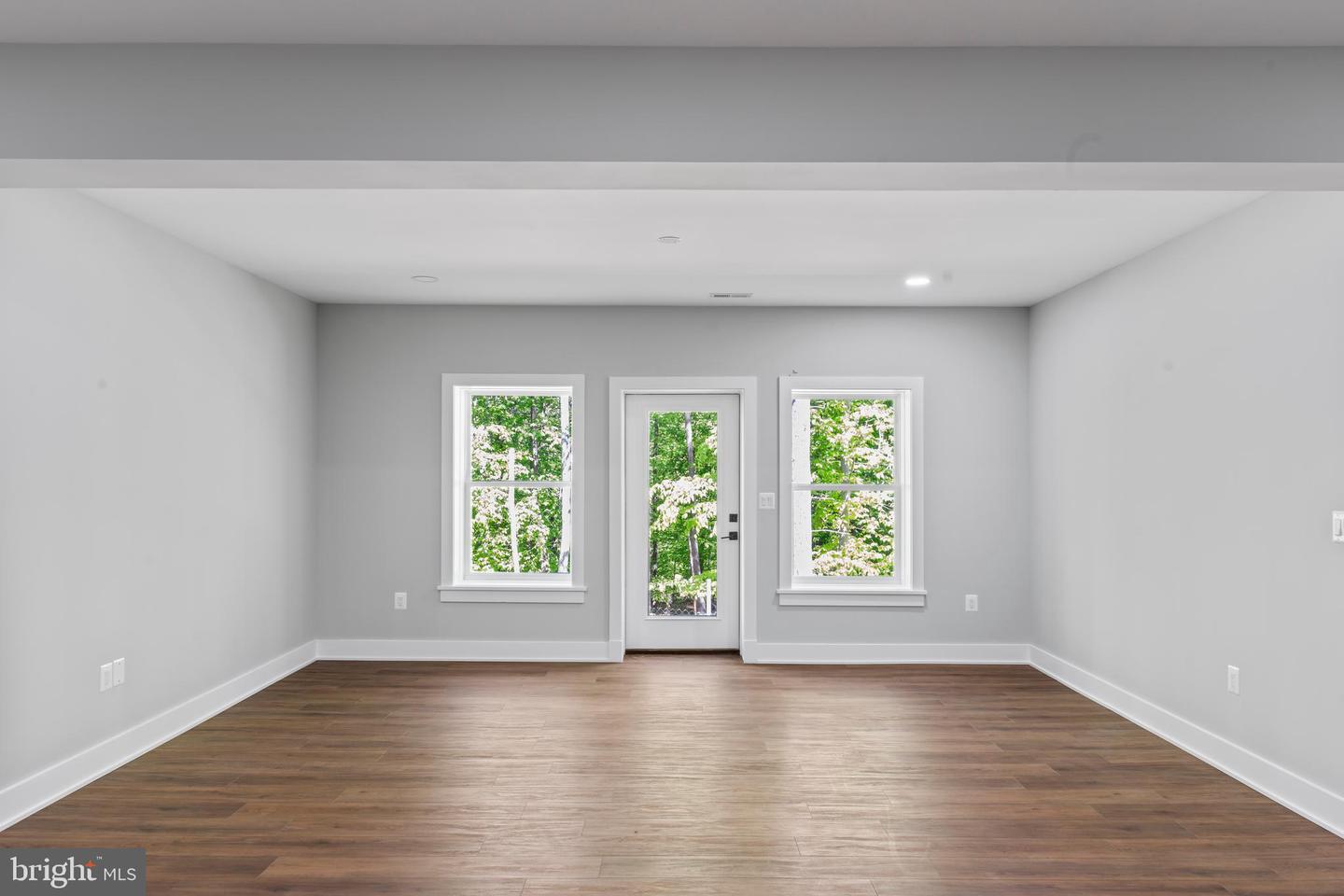11550 HENDERSON RD, CLIFTON, Virginia 20124, 6 Bedrooms Bedrooms, ,6 BathroomsBathrooms,Residential,For sale,11550 HENDERSON RD,VAFX2203858 MLS # VAFX2203858