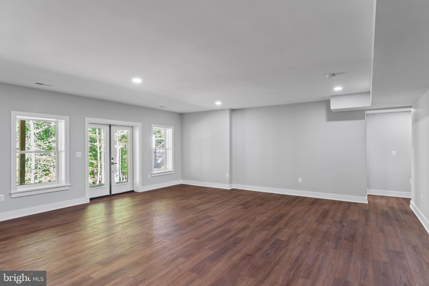 11550 HENDERSON RD, CLIFTON, Virginia 20124, 6 Bedrooms Bedrooms, ,6 BathroomsBathrooms,Residential,For sale,11550 HENDERSON RD,VAFX2203858 MLS # VAFX2203858